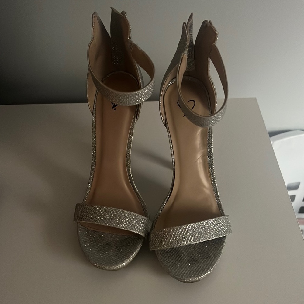 Windsor Silver Prom Heels